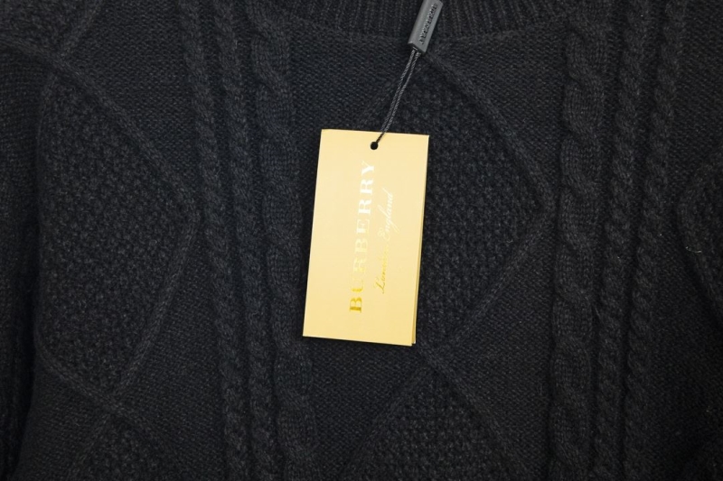 Burberry Sweaters